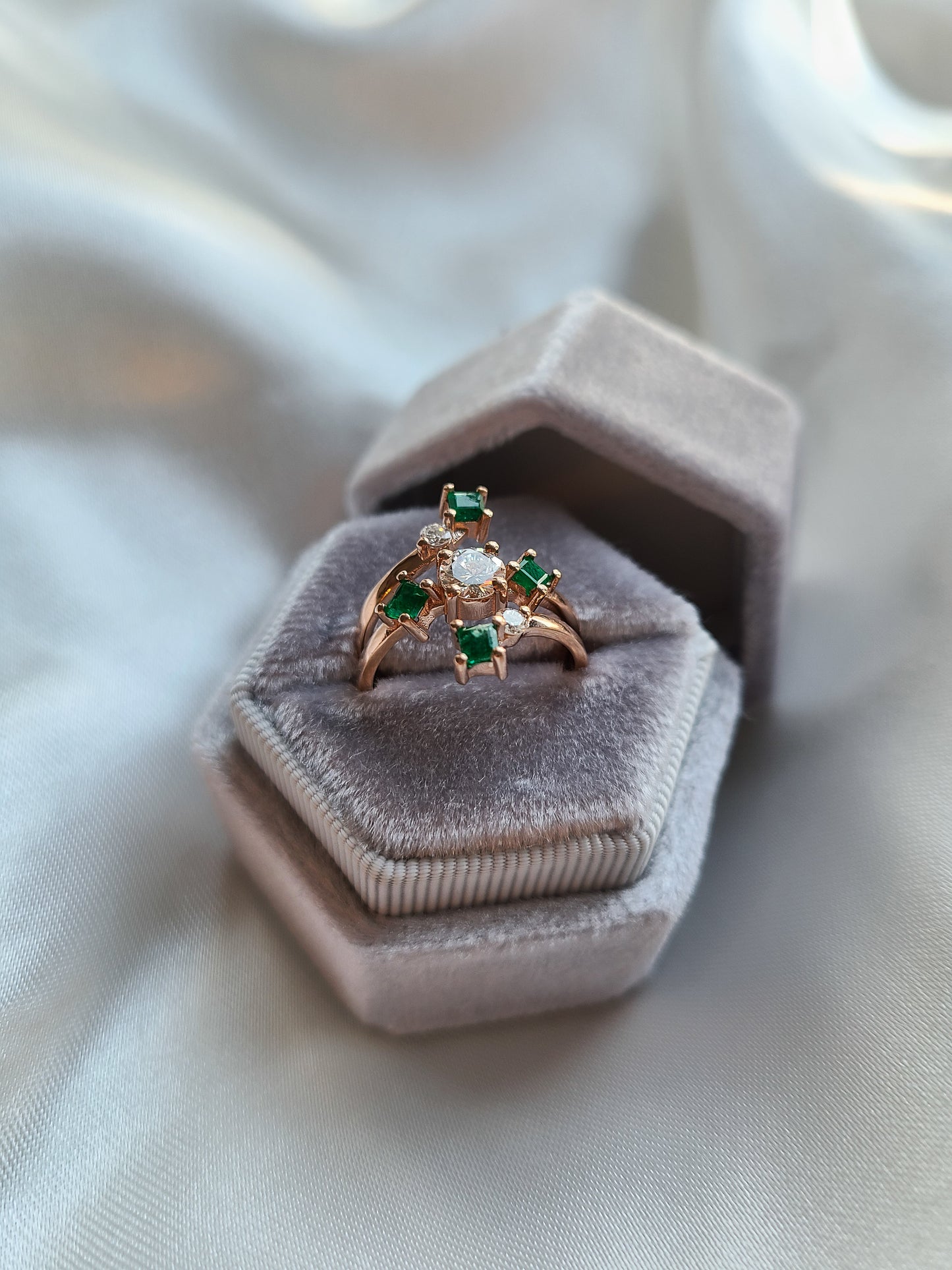 Emeralda Ring