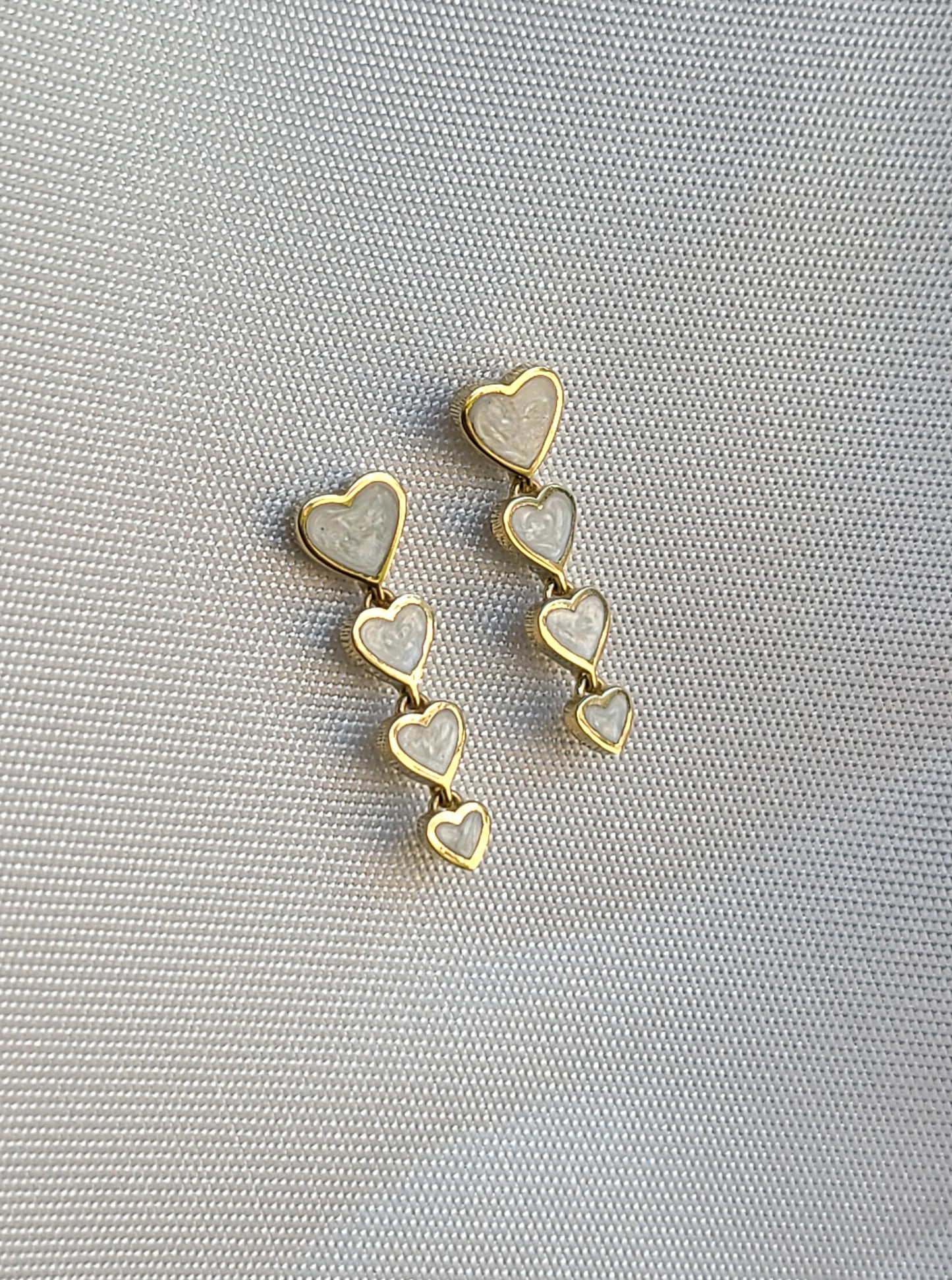 4 hearts shape earrings in 14k gold